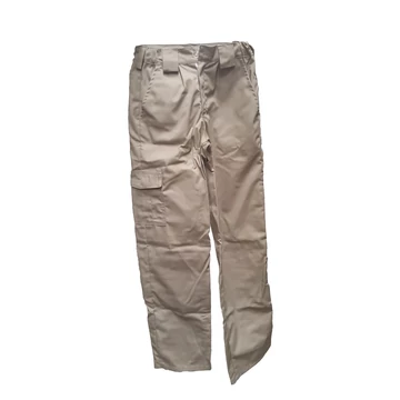 Munkavédelmi nadrág derekas bézs zsebes 40